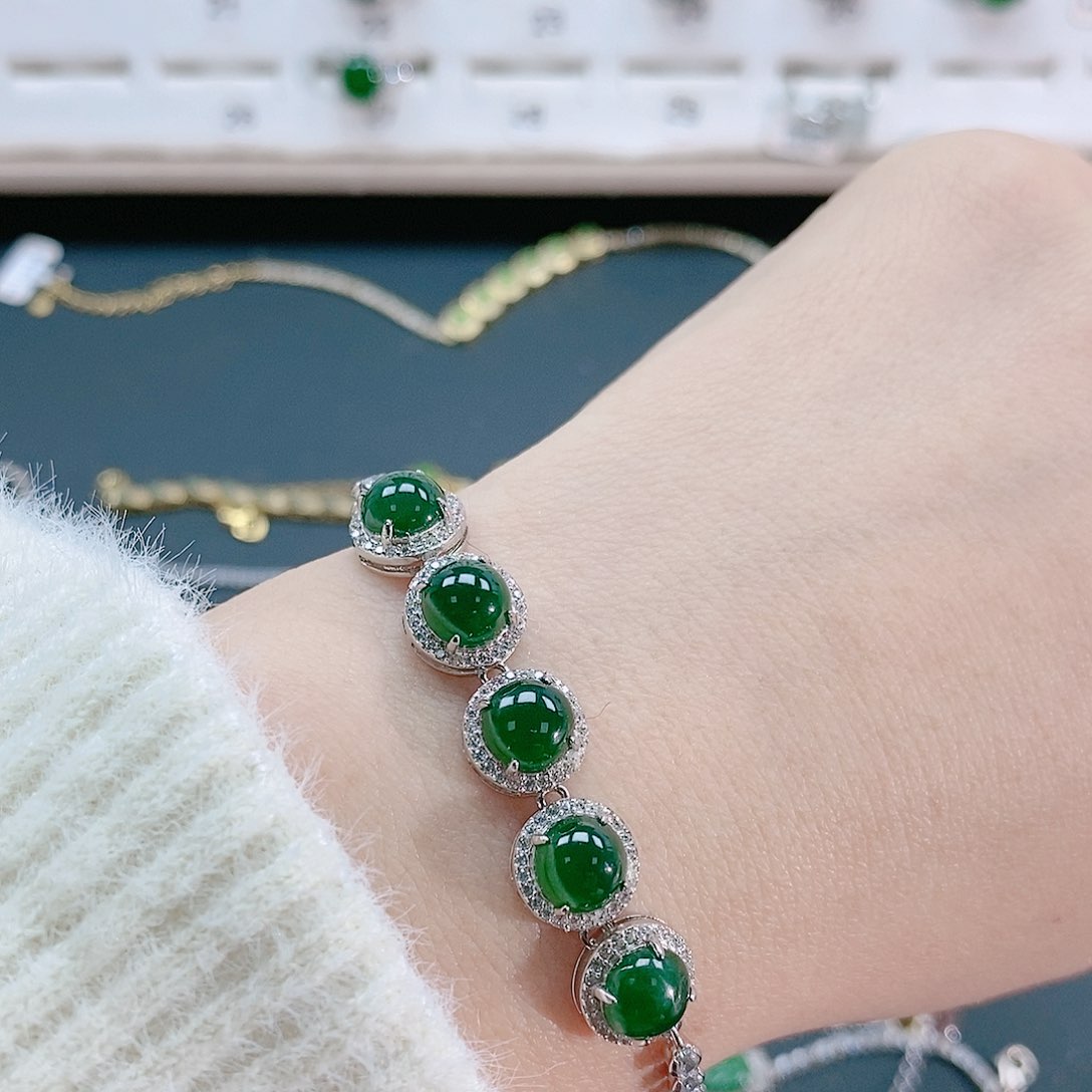 【闪购商品】翡翠耳饰银S925镶嵌翡翠手链