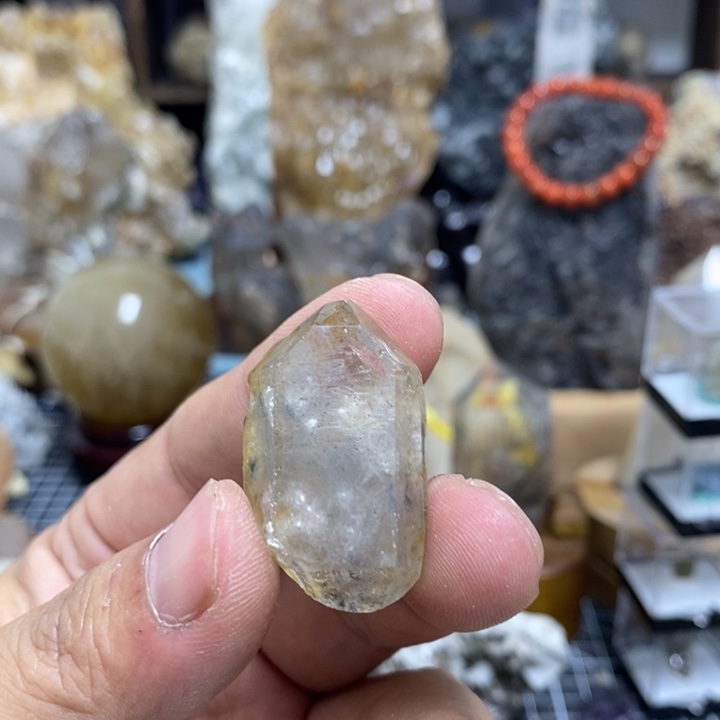 水晶水晶柱未镶嵌