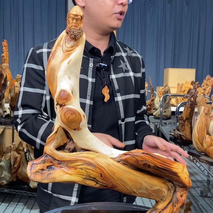 柏木（崖柏）随型摆件