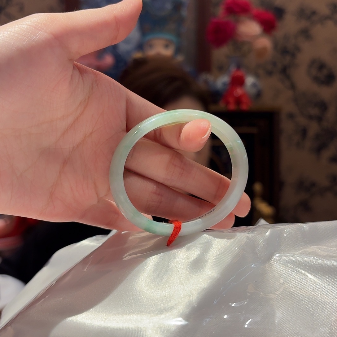 翡翠手镯未镶嵌53.5贵妃