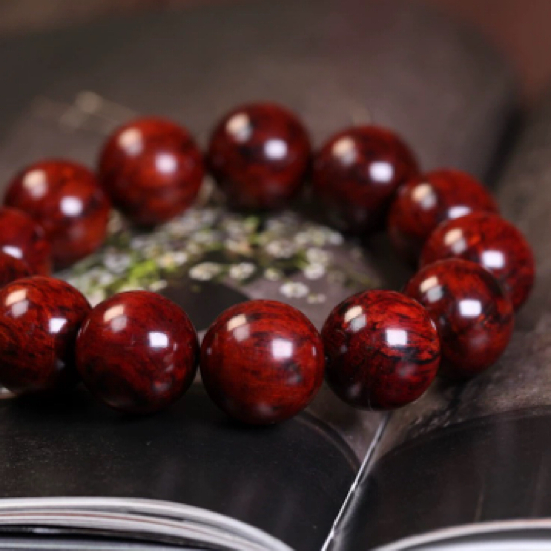 1.5海南红降香满芝麻点