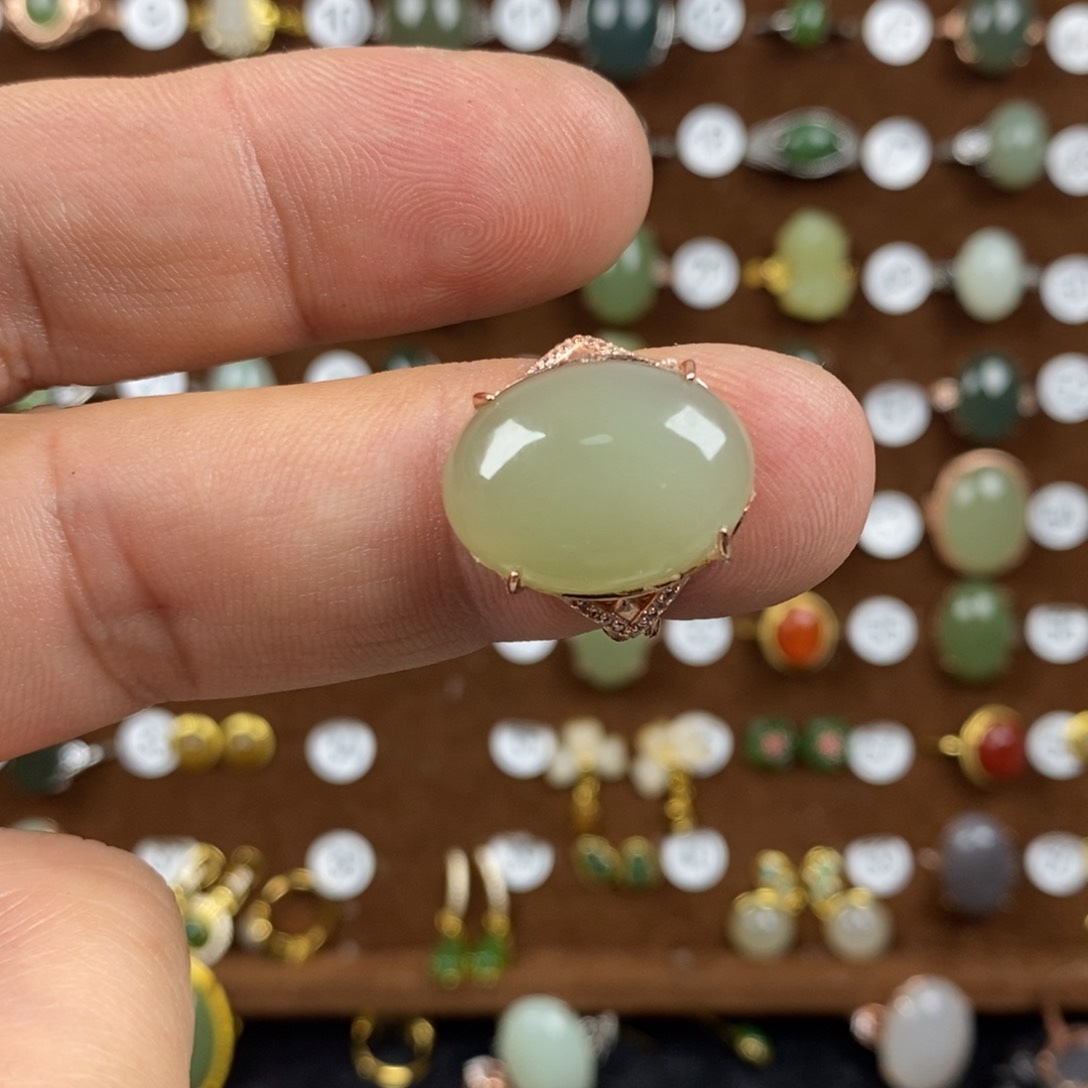 和田玉（青白玉）戒指银S925镀金镶嵌