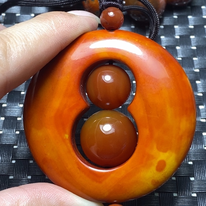 玛瑙/玉髓颈饰未镶嵌那**谁