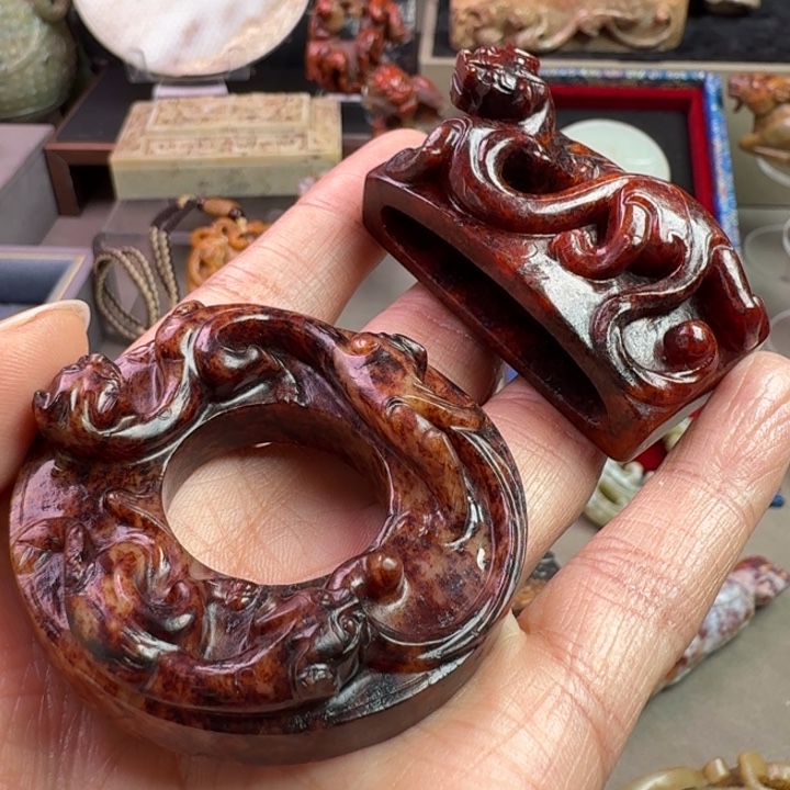 用***8和田玉（糖玉）未镶嵌颈饰