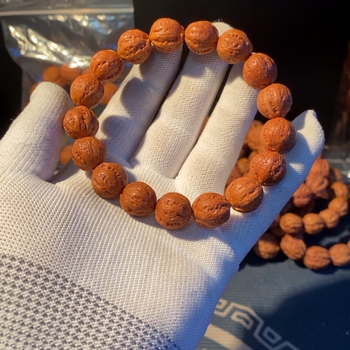 文玩核桃手串……52