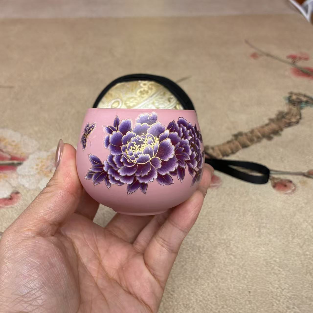 粉色牡丹变色杯（带包）ZH4291