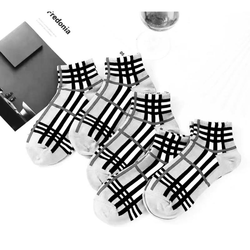 037-新款时尚袜子