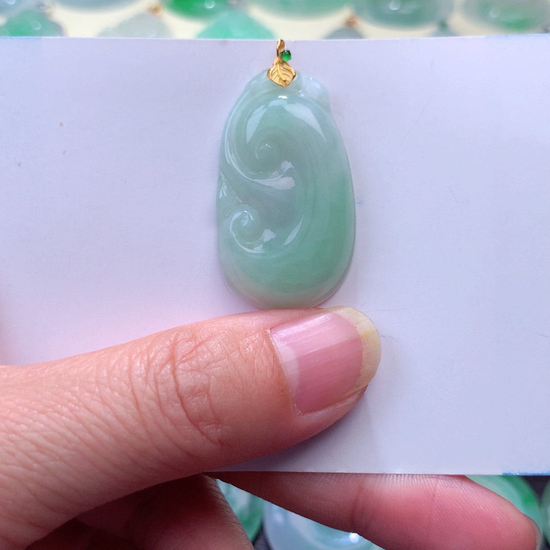 翡翠吊坠(不含链)18K金镶嵌