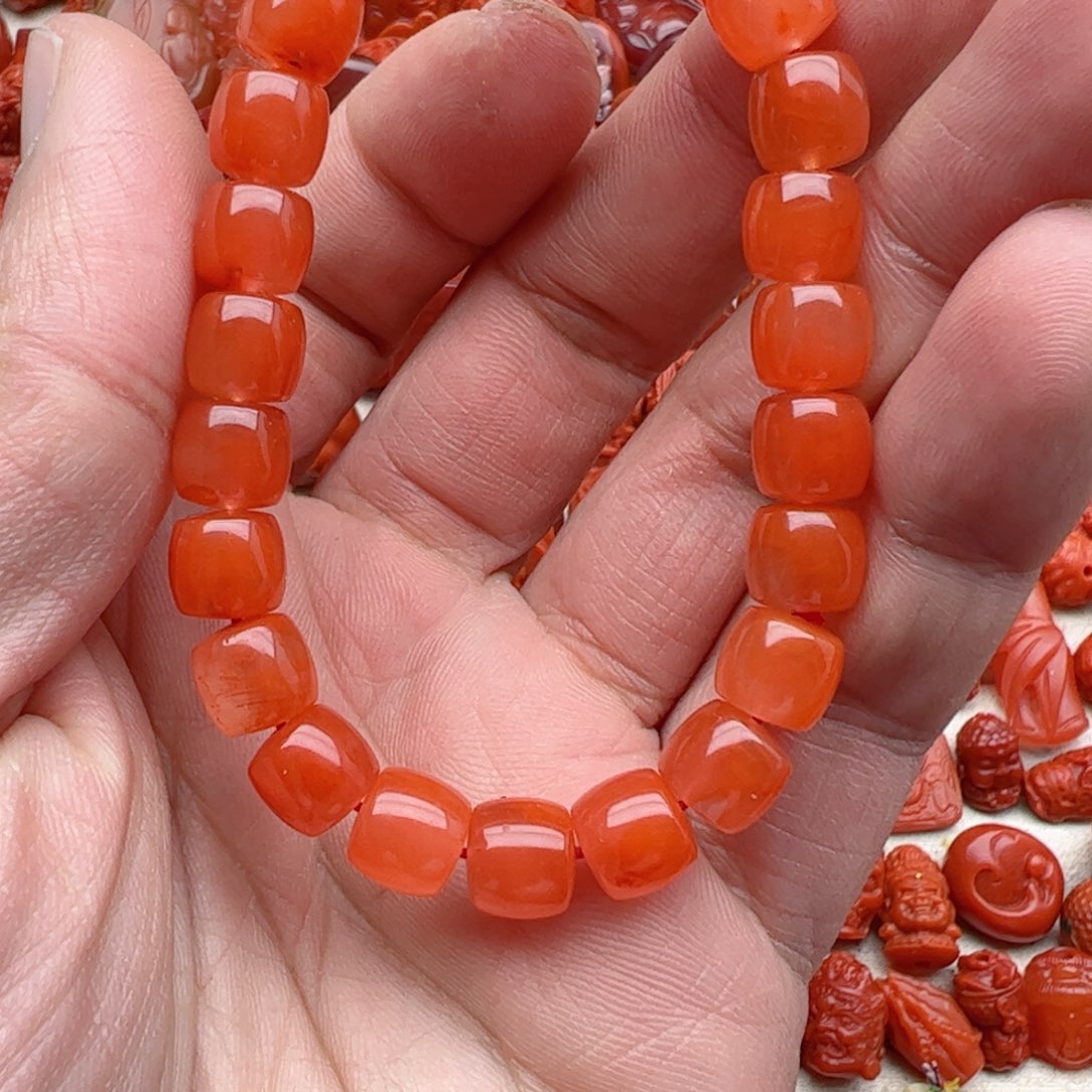 南红玛瑙配饰未镶嵌