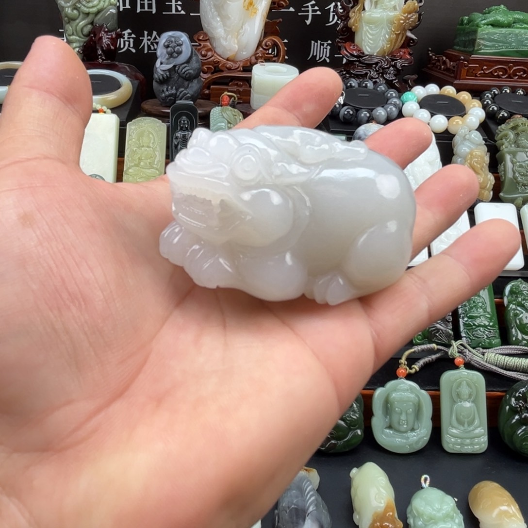 和田玉未镶嵌挂件