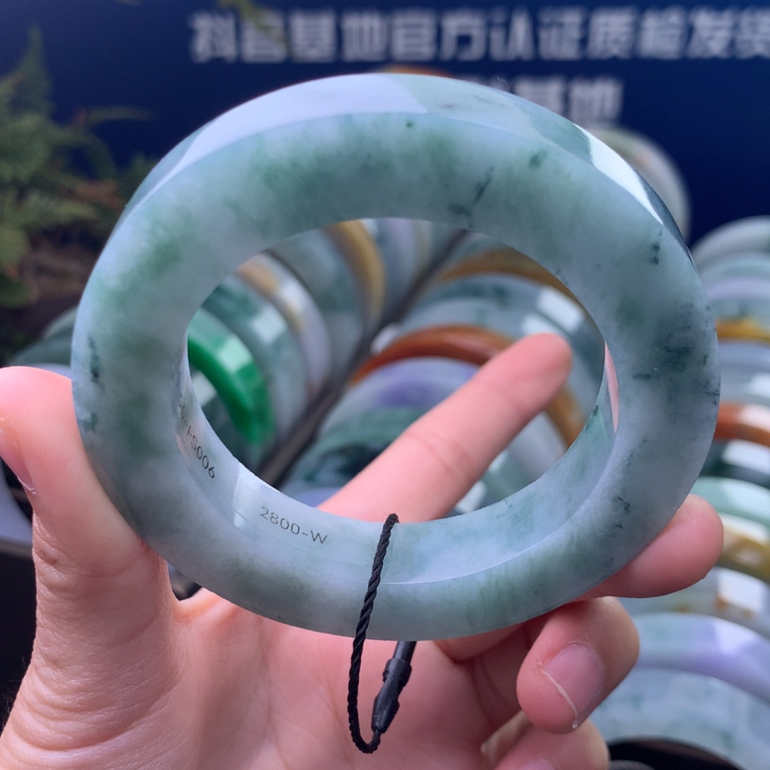 定制翡翠未镶嵌手镯定制不退不换