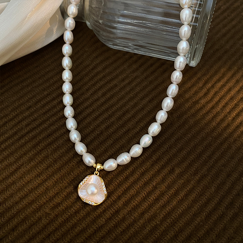 5mm天然淡水珍珠项链女气质百搭小众设计荷叶吊坠时尚锁骨链颈链