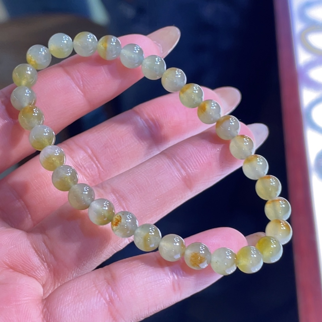 颈饰未镶嵌翡翠手串