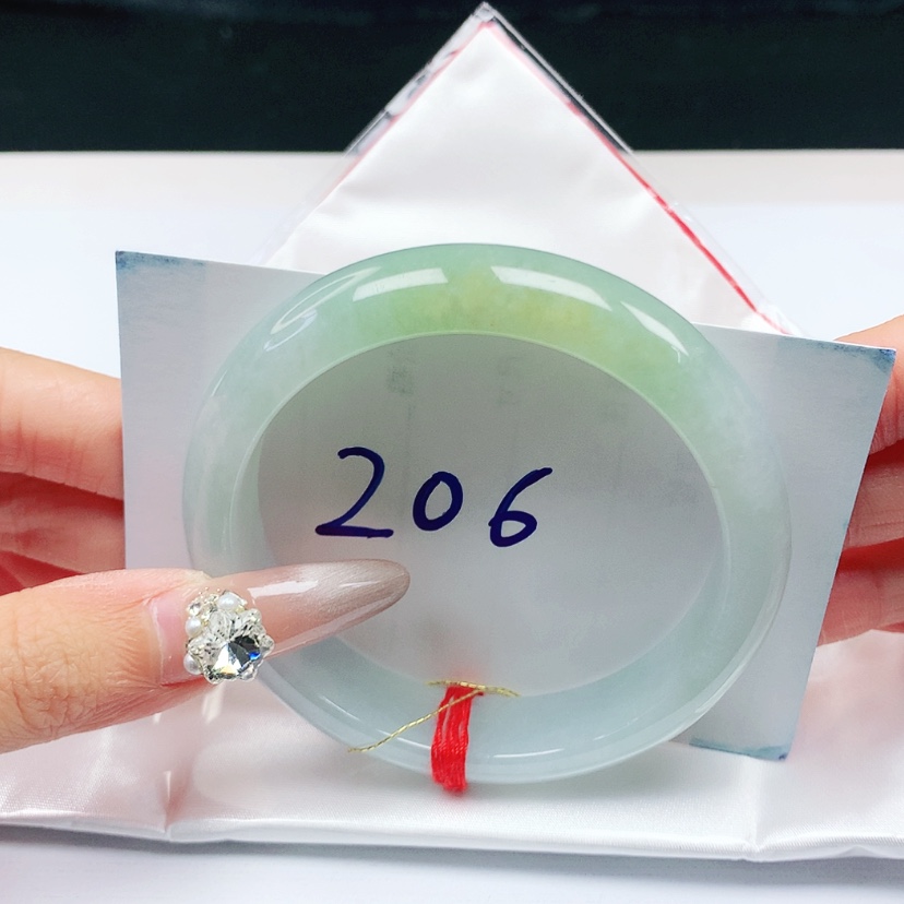 【闪购商品】翡翠未镶嵌手镯57.2圈