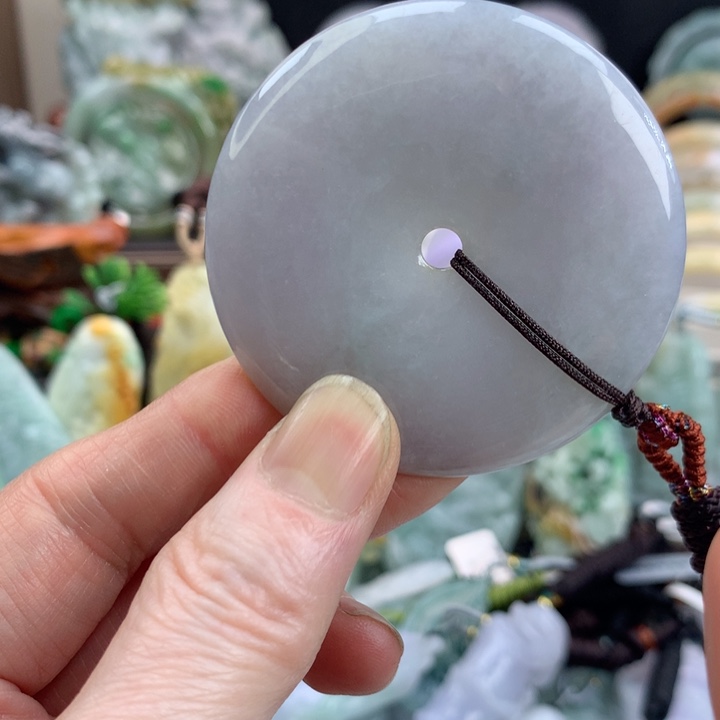 翡翠颈饰未镶嵌吊坠