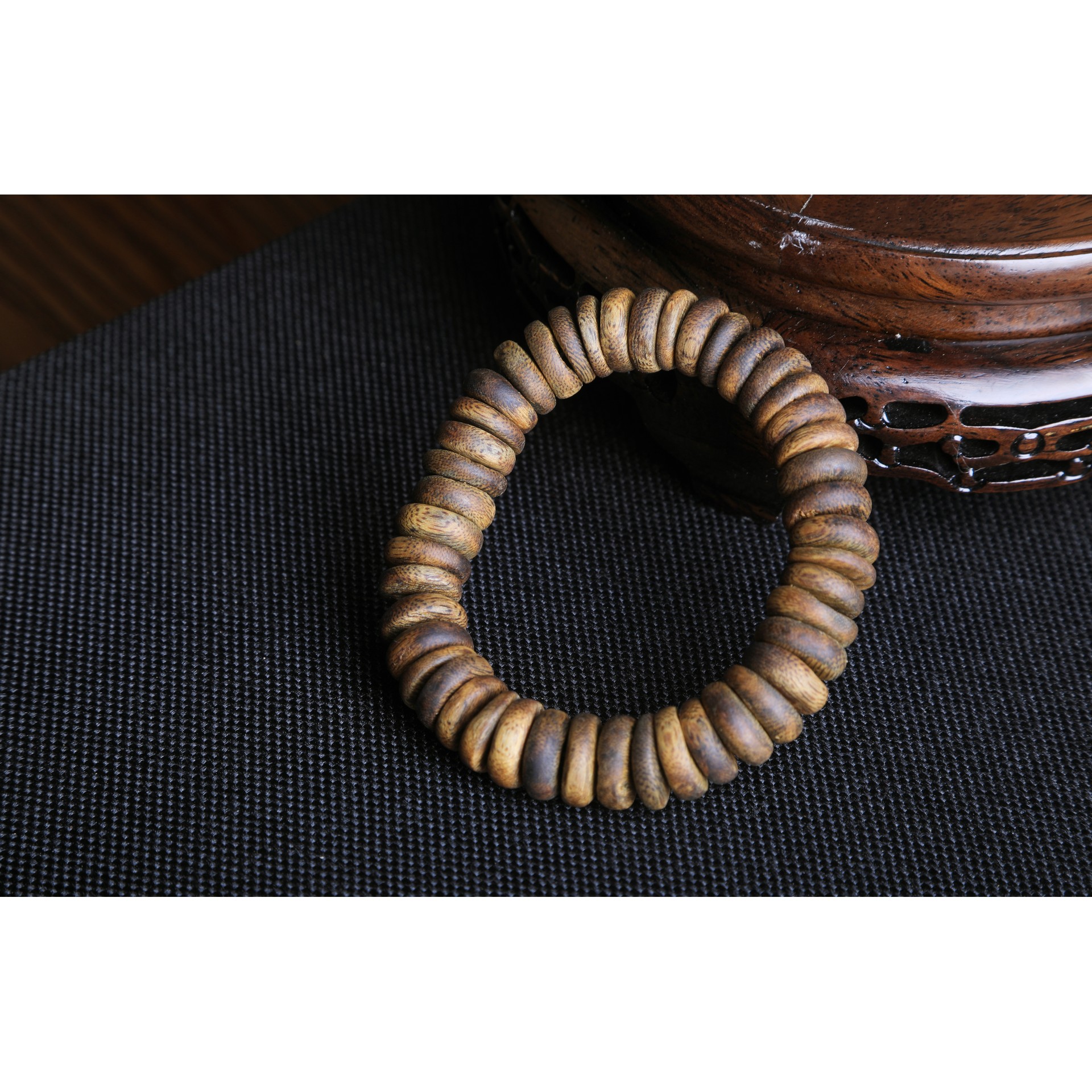 A176 加里曼丹沉香大号算盘珠手串 20.8g