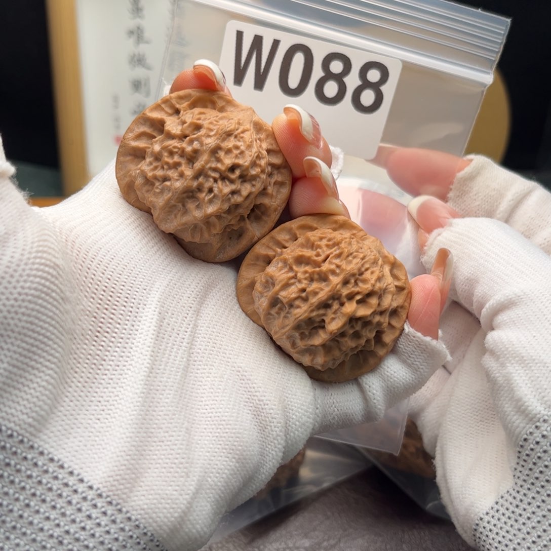 文玩核桃把件41瓷娃娃w 088