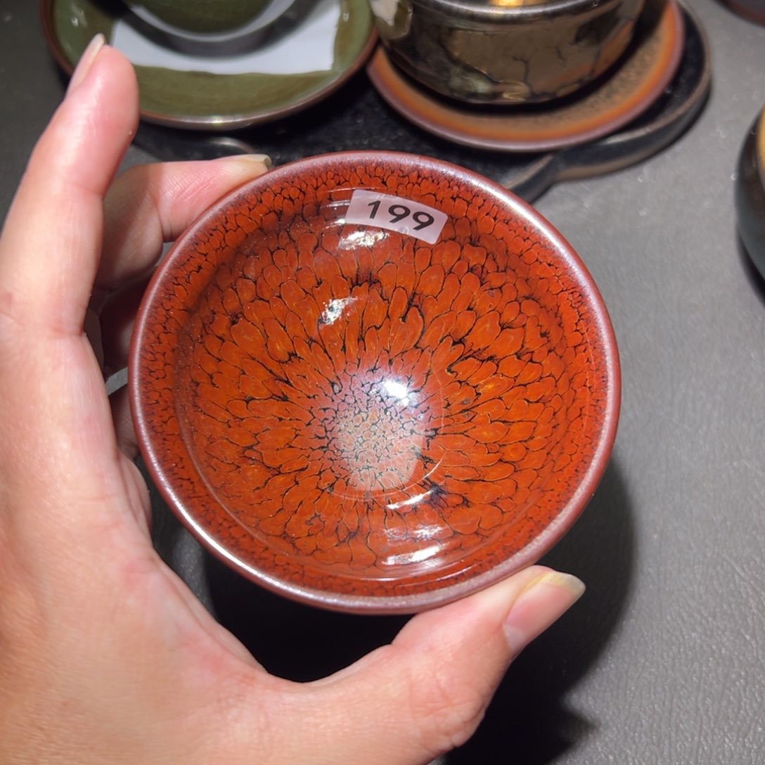 茶盏你在干什么吗现在忙的不行