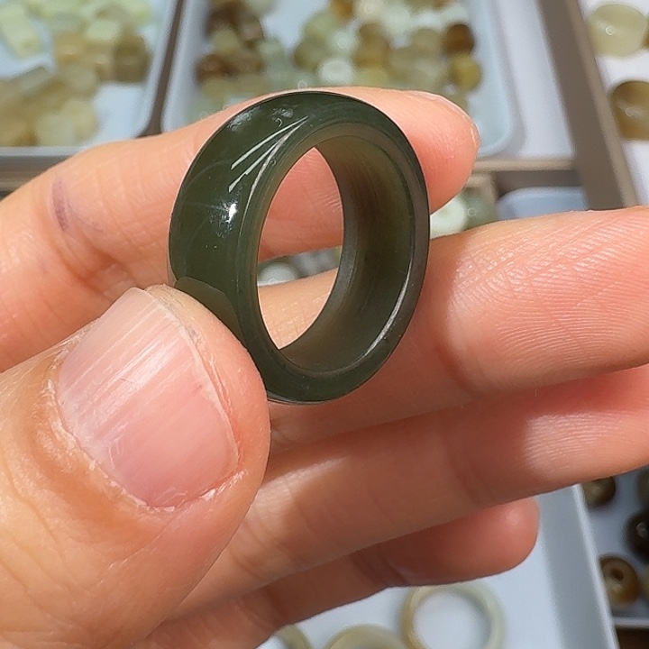 和田玉未镶嵌戒指17.7内径41