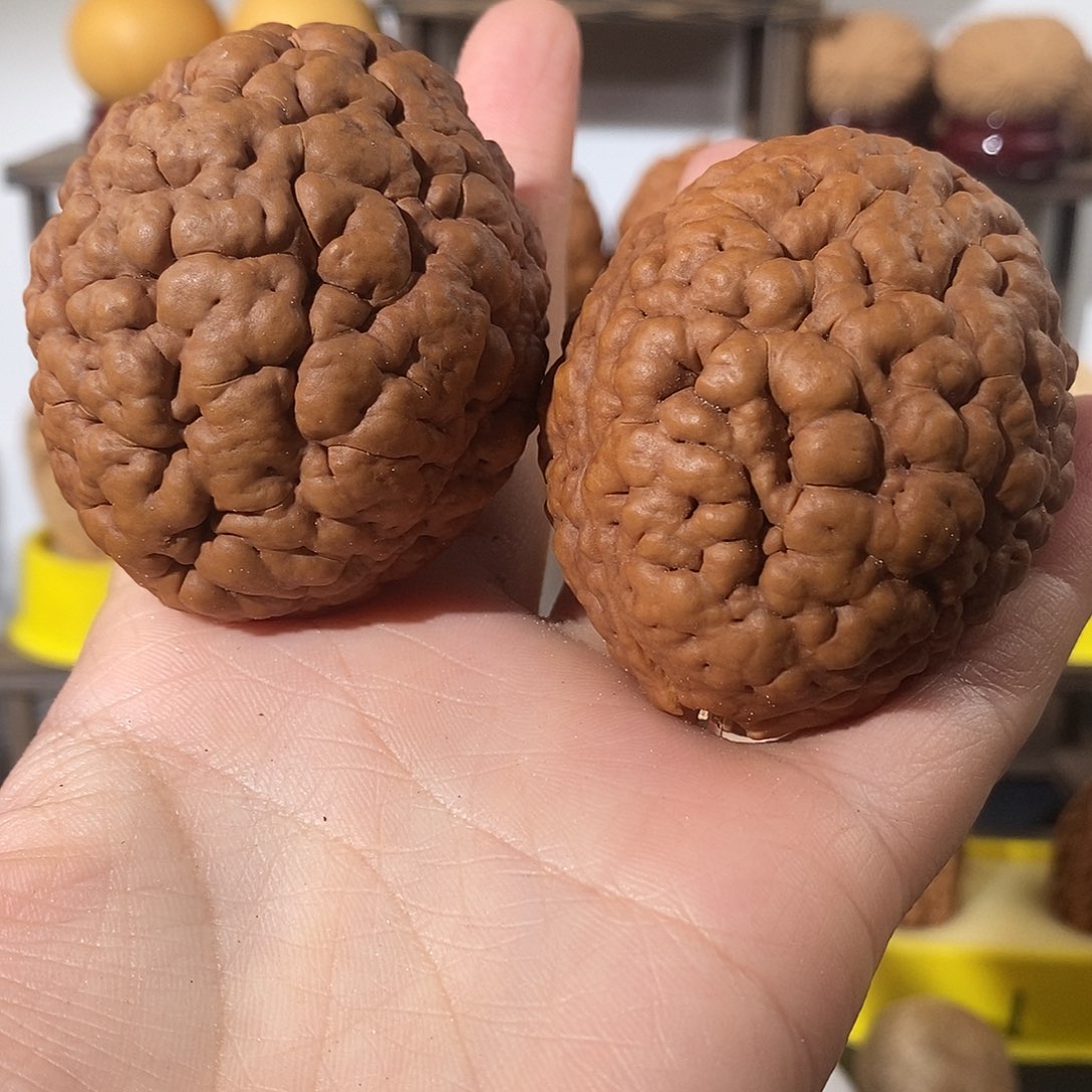 吊坠文玩核桃心**水三瓣脑纹金刚爆肉4858