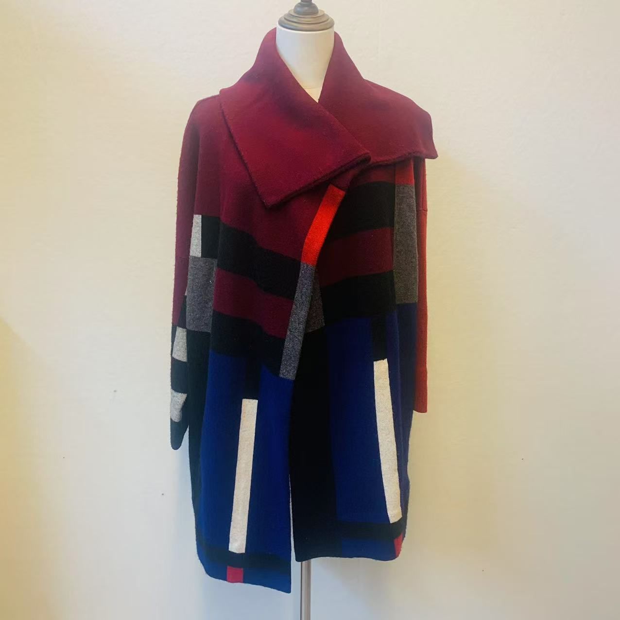 95新 BURBERRY/博柏利  海囤/巴宝莉大衣/s码/csc66189