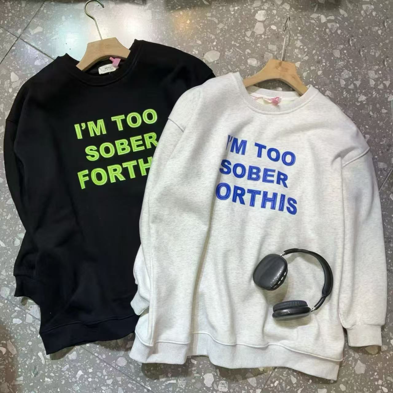 MN18105秋冬新款韩版字母大版宽松显瘦加绒加厚圆领套头卫衣女