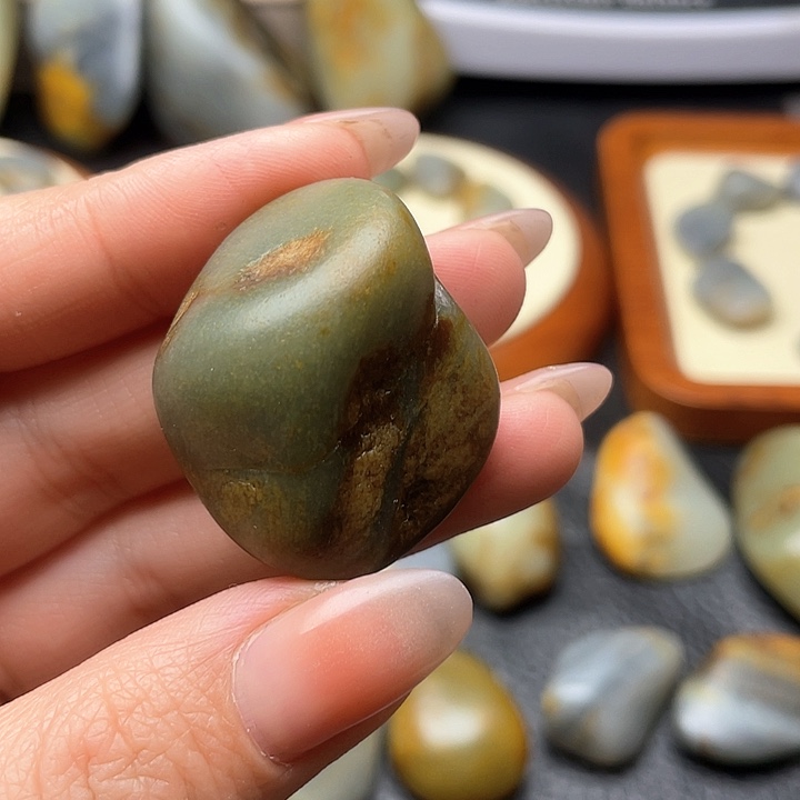 和田玉颈饰未镶嵌21