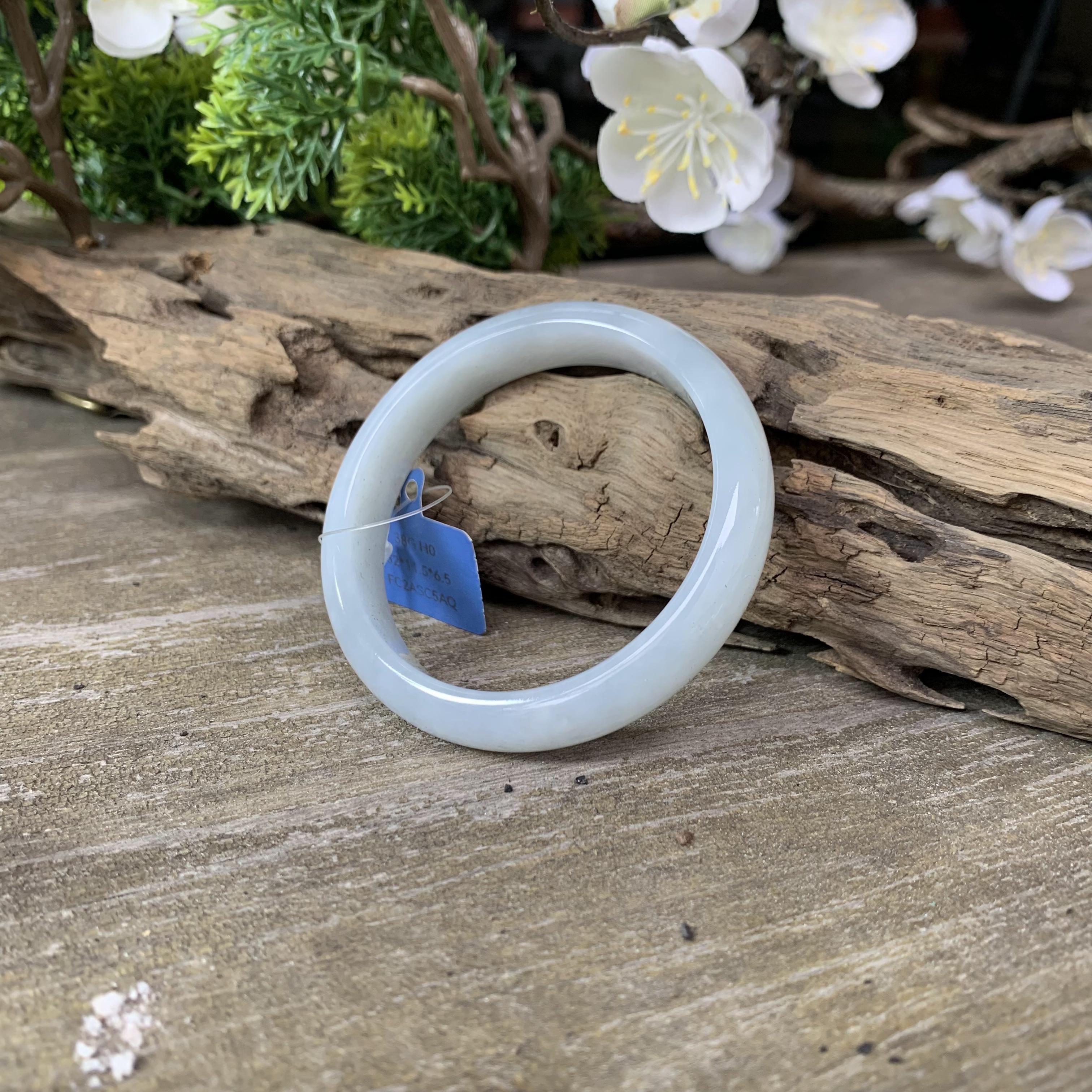 天然缅甸翡翠手镯A货52正圈带水头白色水润