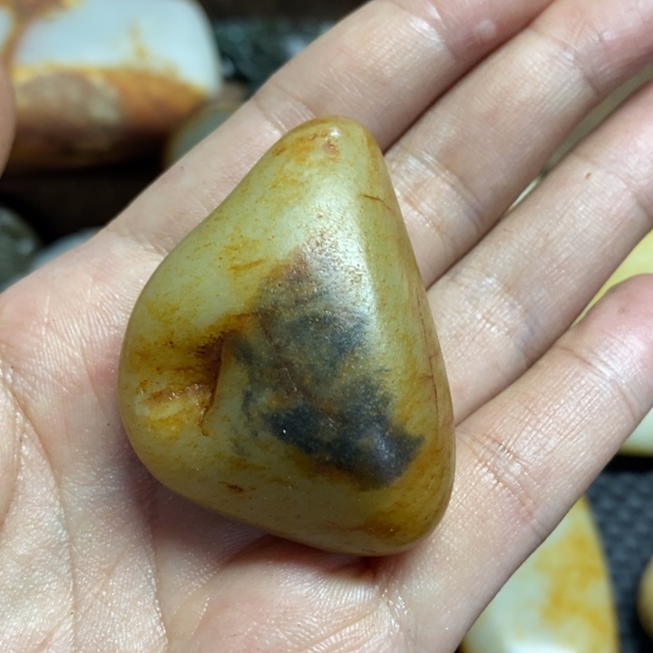 和田玉（糖玉）未镶嵌车挂