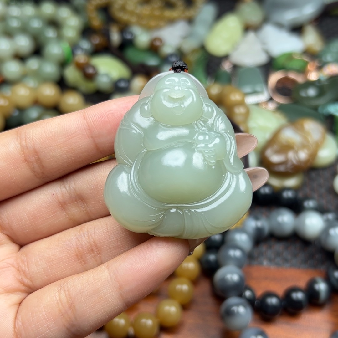 和田玉吊坠未镶嵌