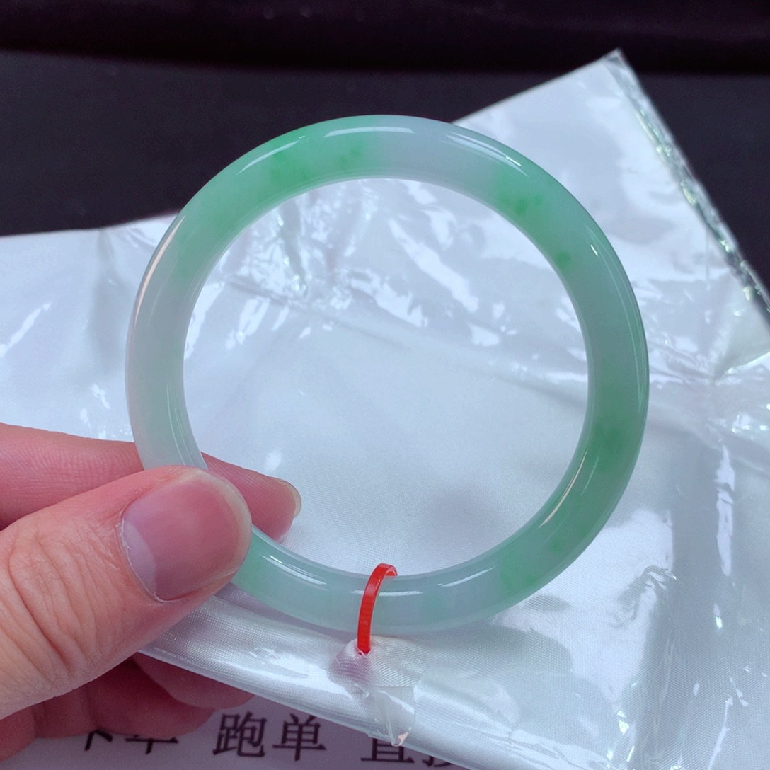未镶嵌手镯翡翠021