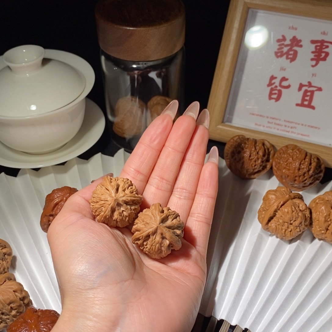 文玩核桃吊坠御龙奔31