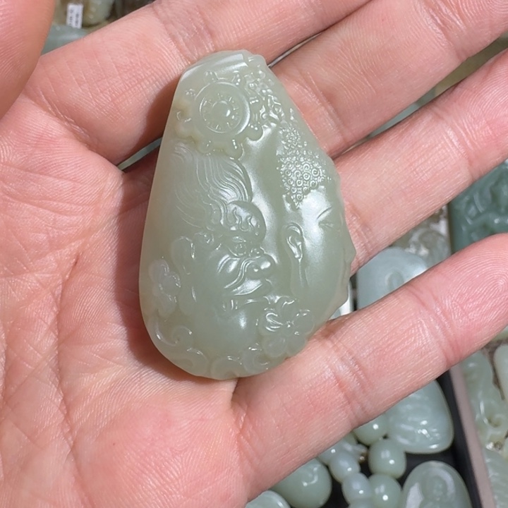 和田玉颈饰未镶嵌