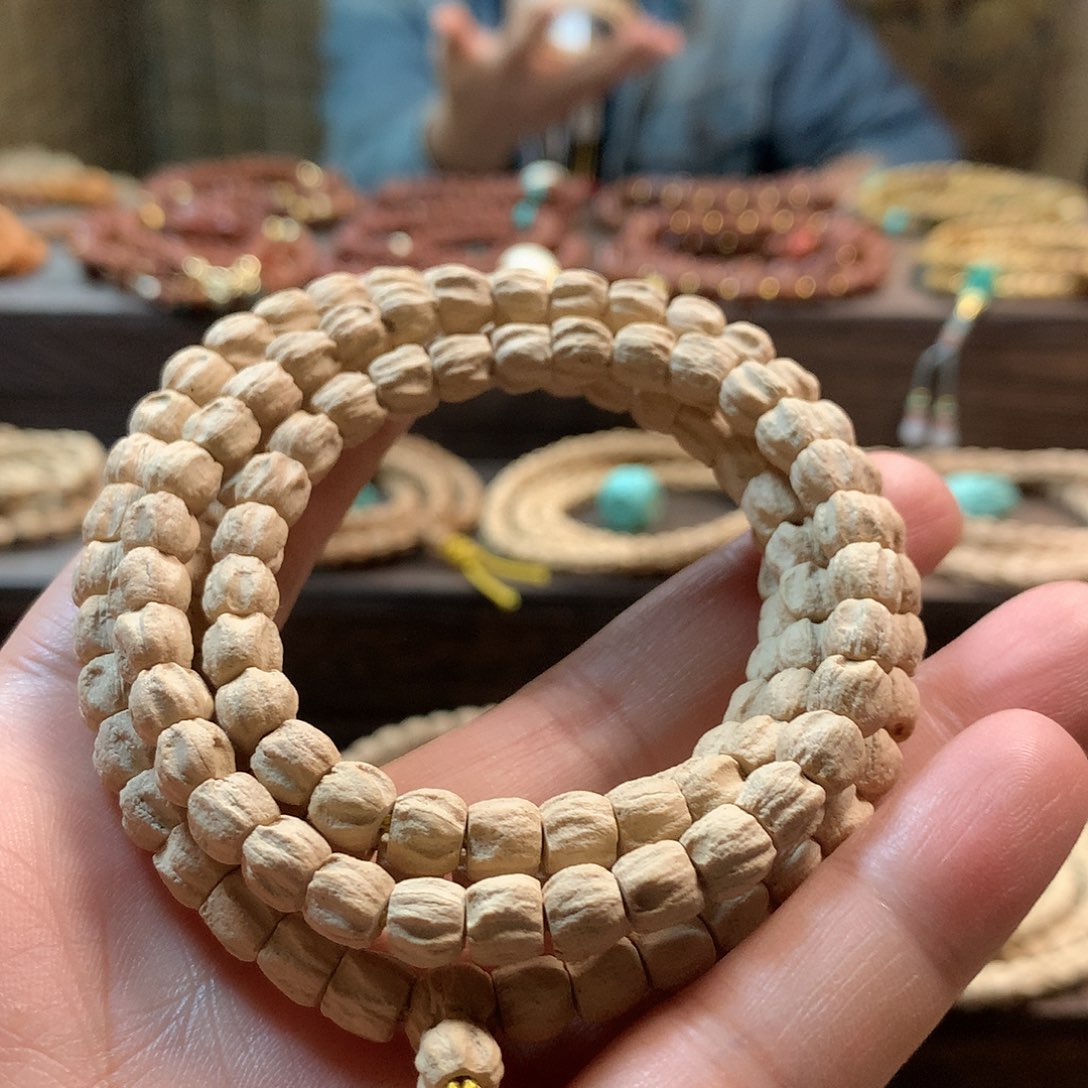 柏香籽/百香籽吊坠粉皮方块深坑顺