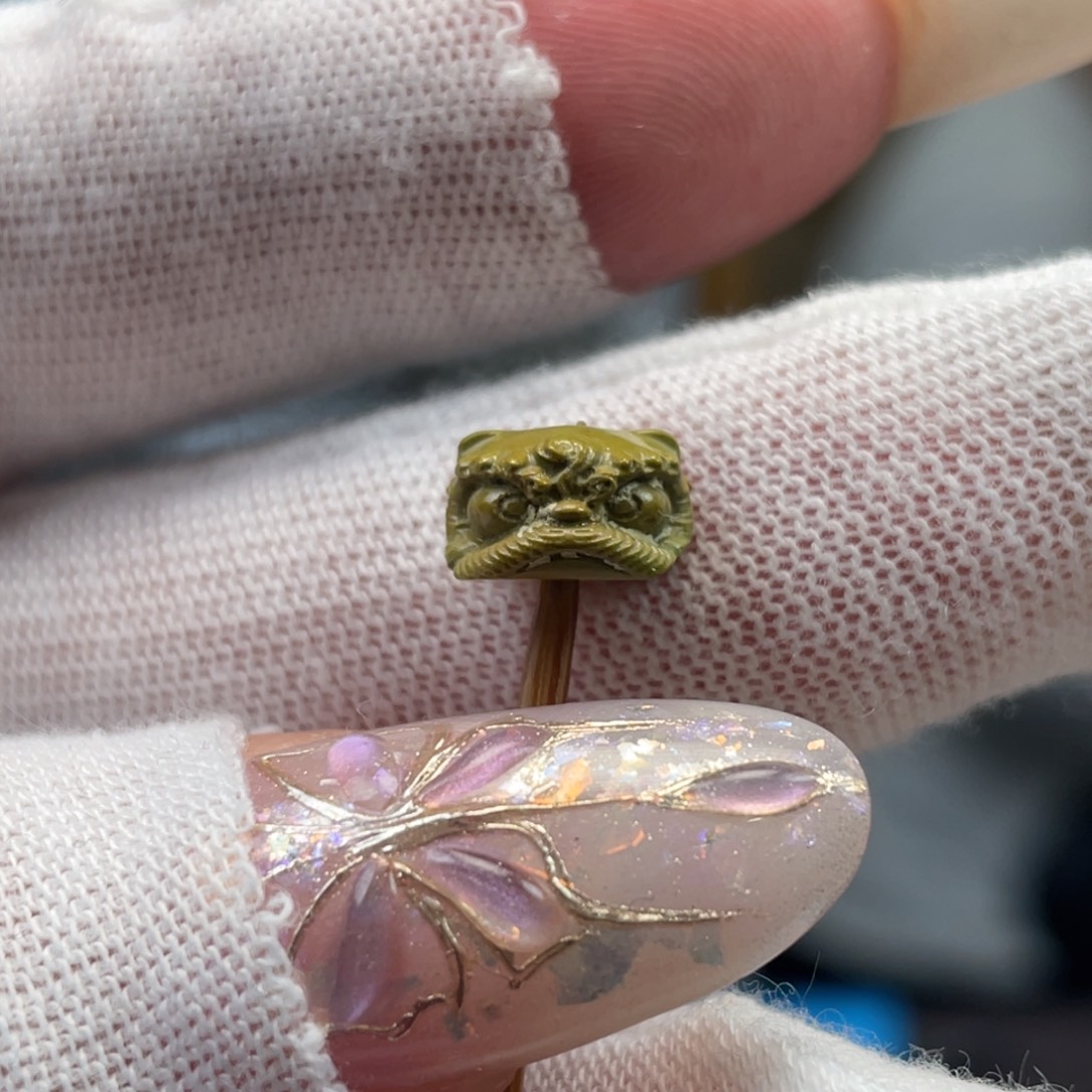 绿松石未镶嵌挂件