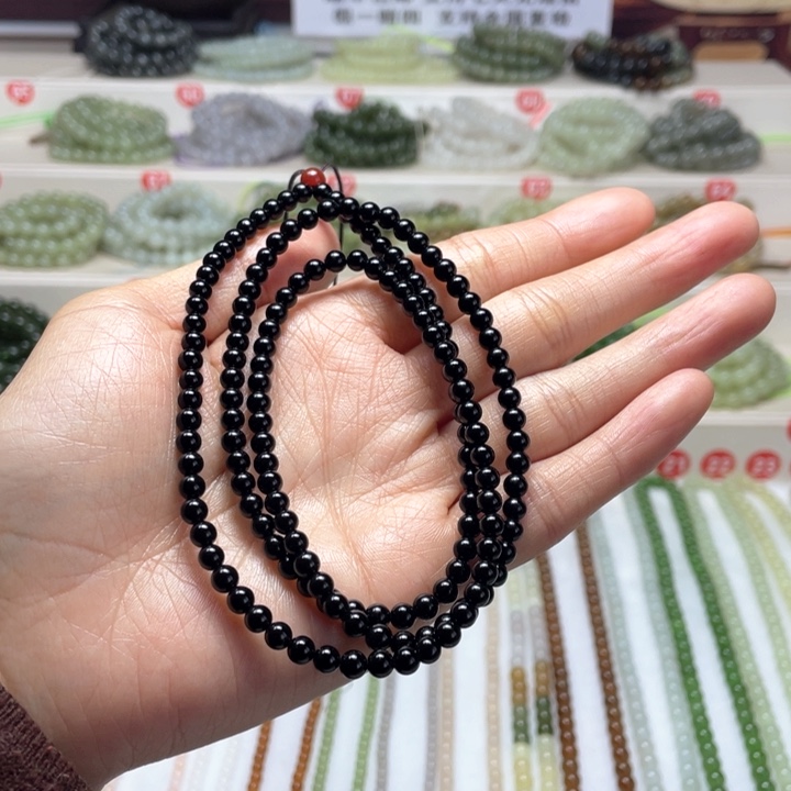 和田玉颈饰未镶嵌4m m