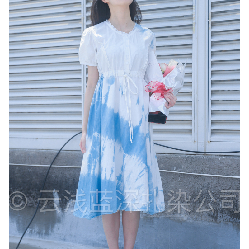 云浅蓝深 扎染腰部抽绳连衣裙
