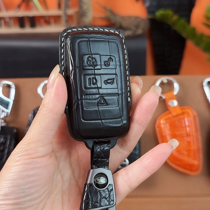 西***店路虎鳄鱼皮全包钥匙套配挂扣