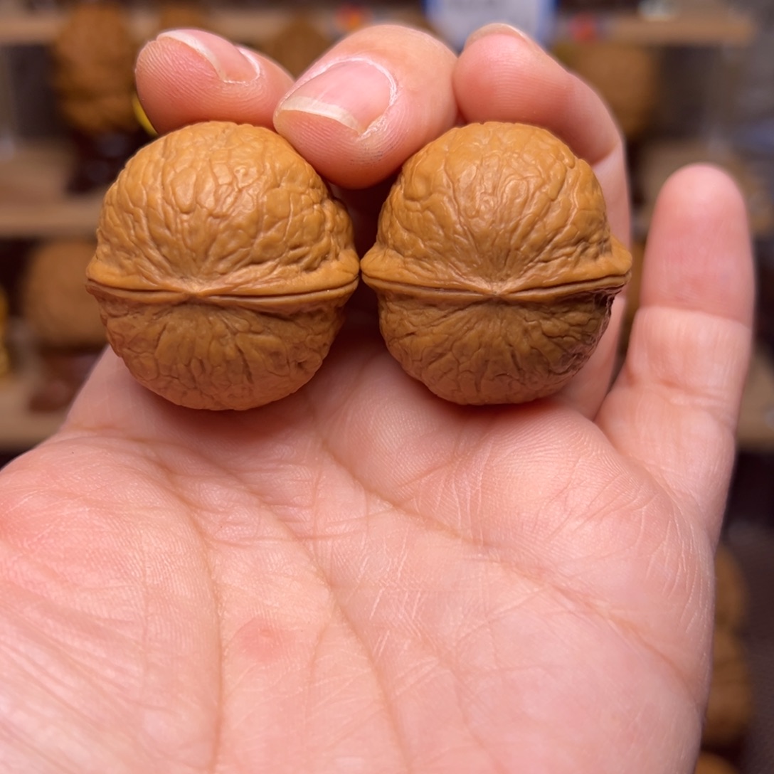 用***6把件文玩核桃1w云巅皮皮球33尺