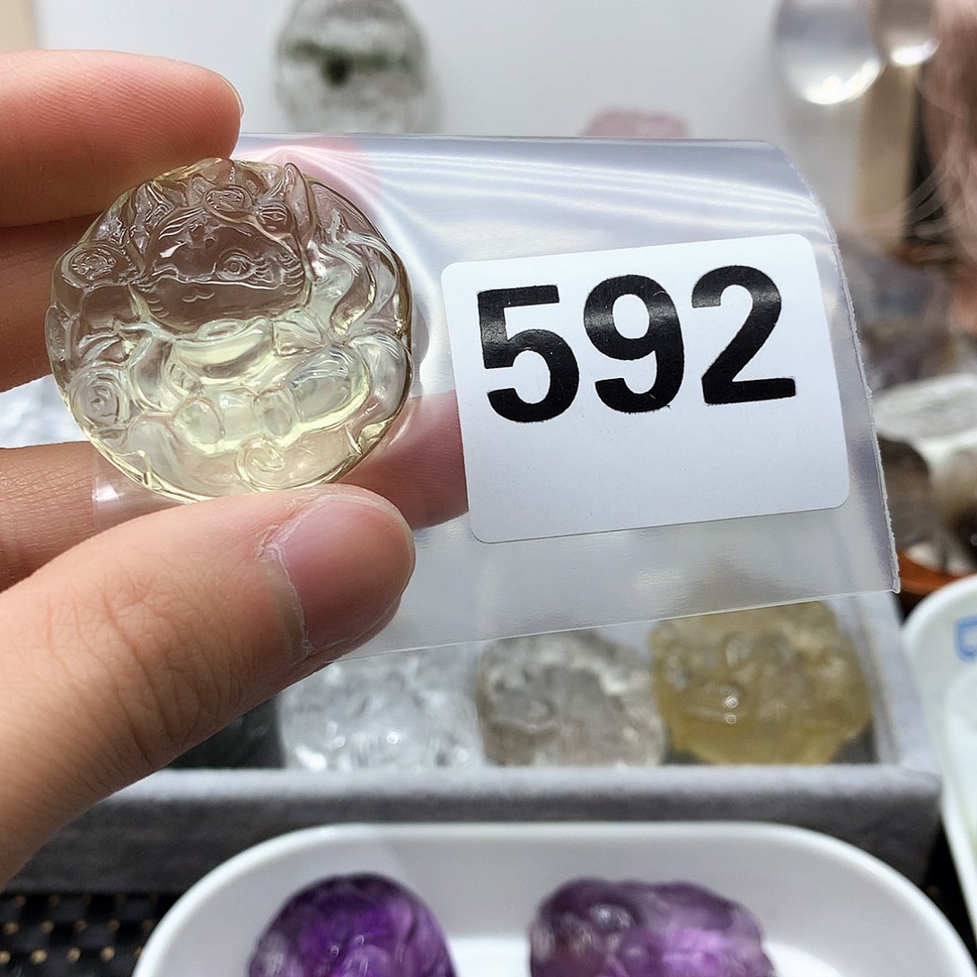 水晶颈饰未镶嵌吊坠