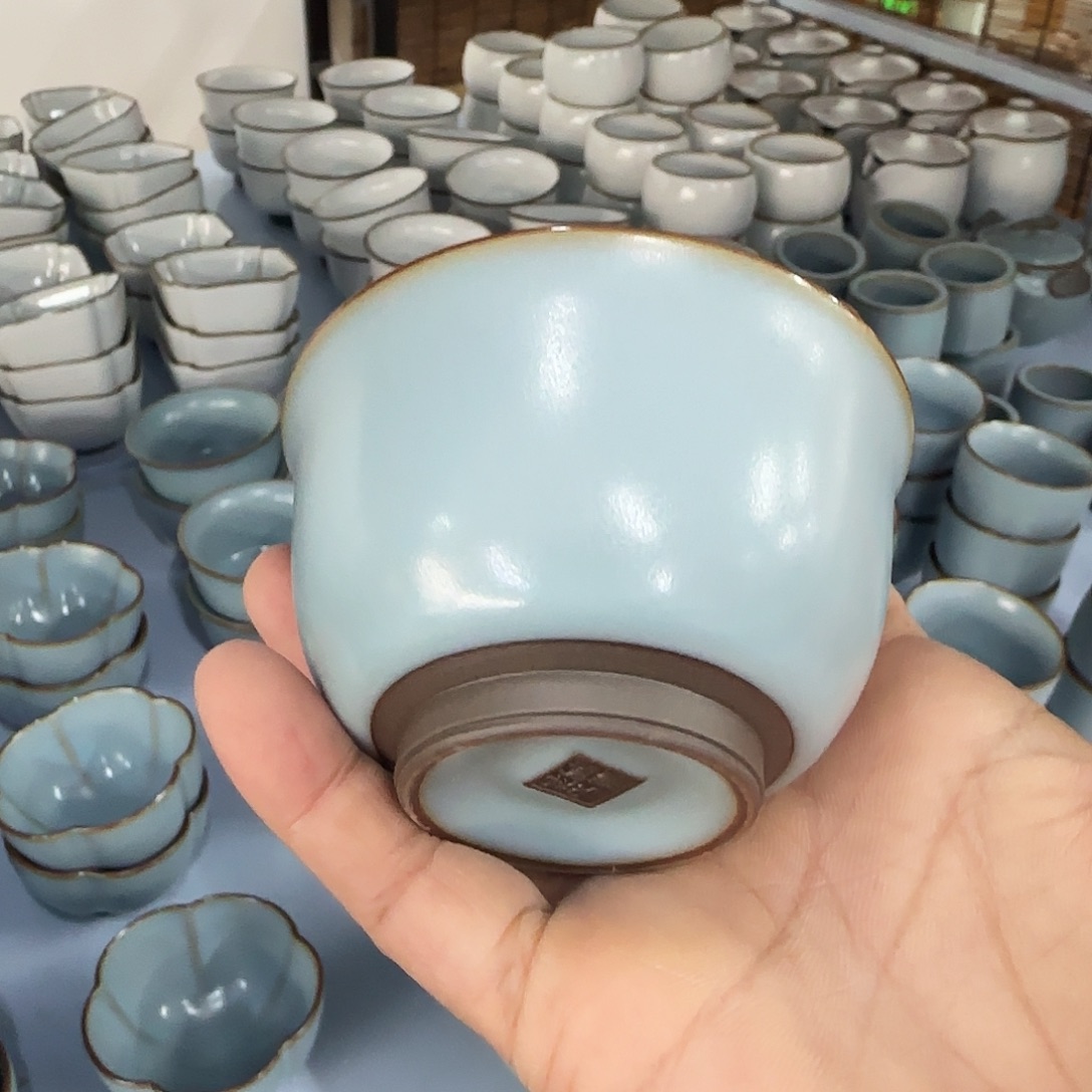 瓷片开播福利。。。。。