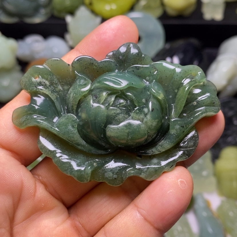 【闪购商品】蛇纹石玉颈饰未镶嵌