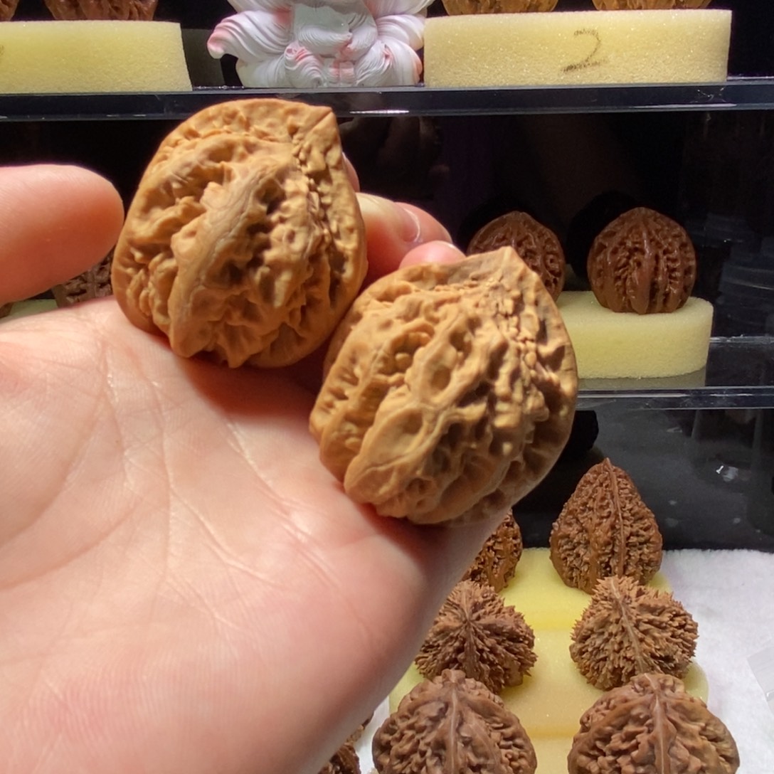 把件文玩核桃1号车