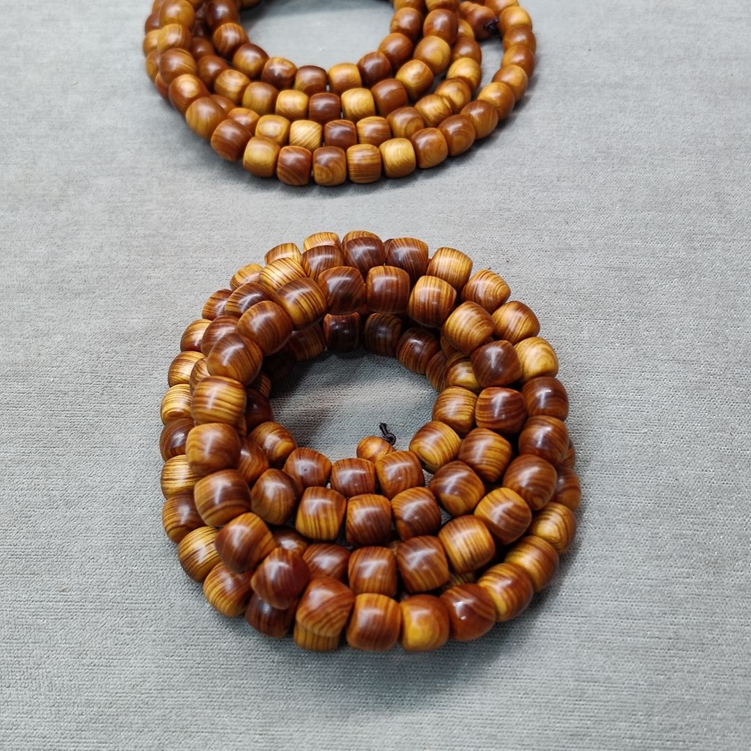 布***衣1.0老邢珠直切一条。。。。