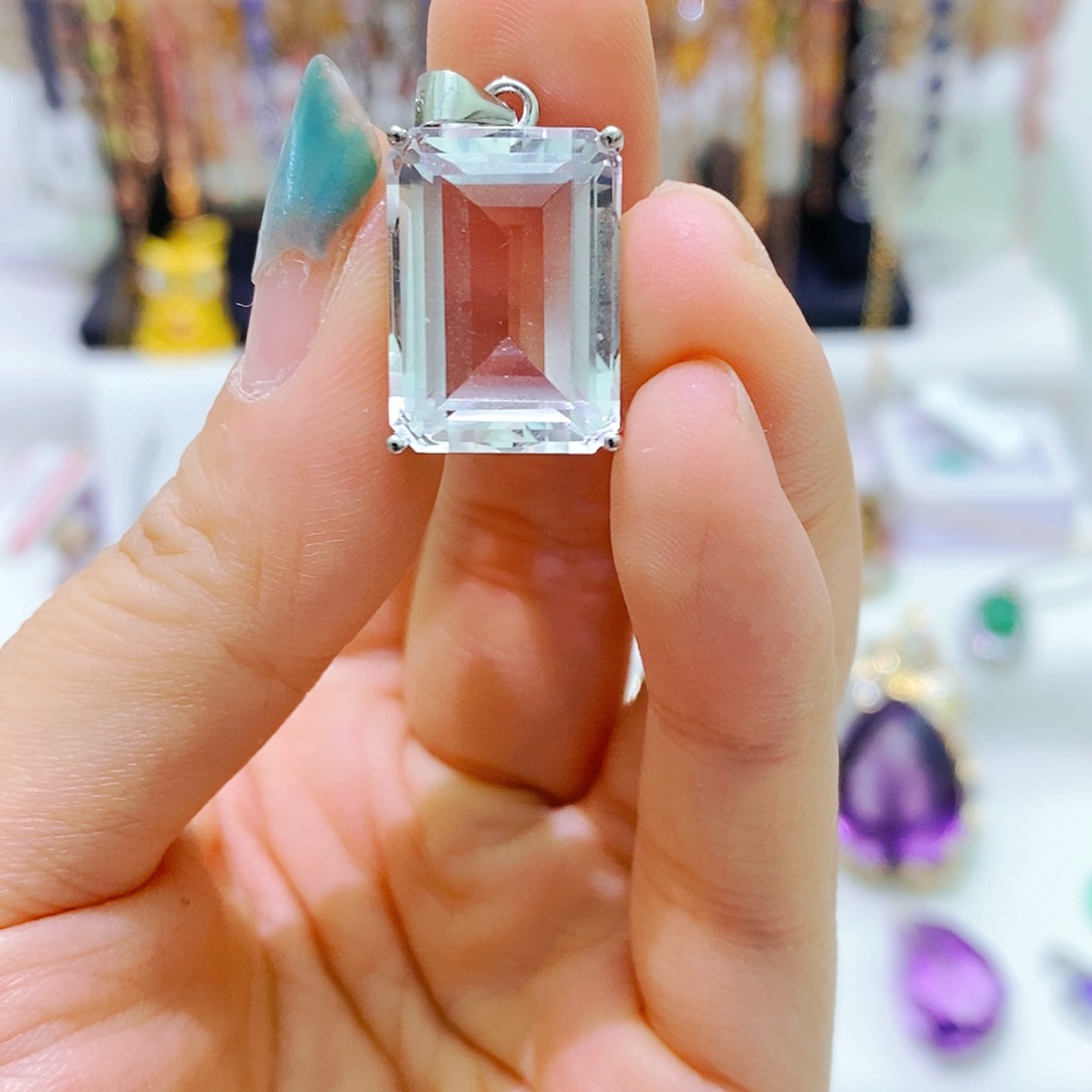 银S925镶嵌吊坠(不含链)水晶