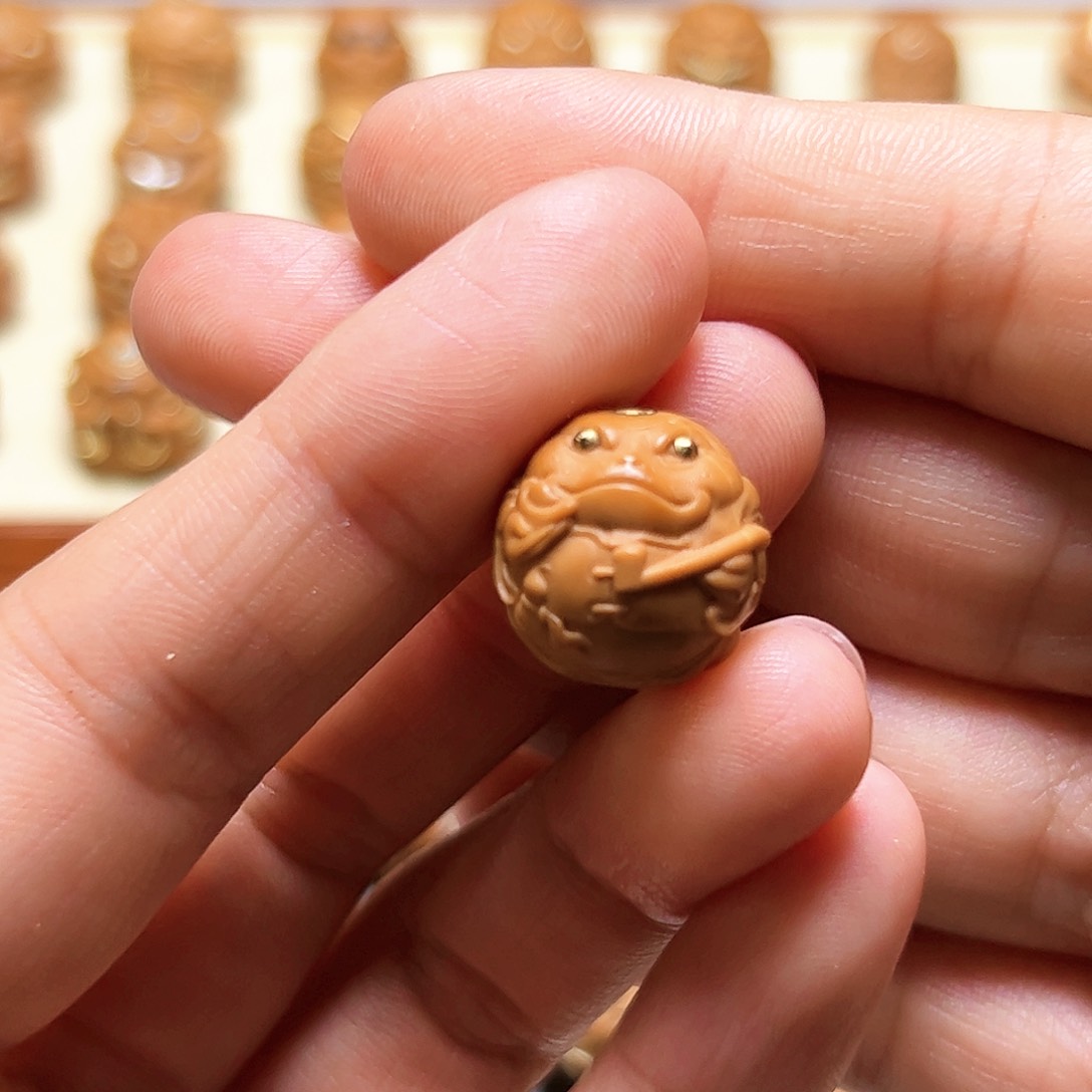 猴头核桃把件金蟾