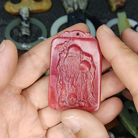 龙脊菩提吊坠物件优美，欢迎咨询