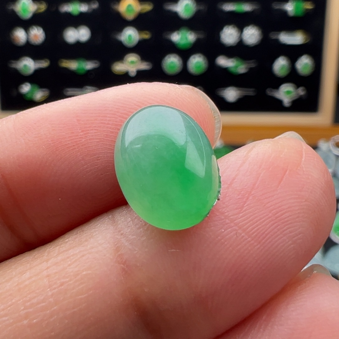 翡翠未镶嵌颈饰蛋11.3