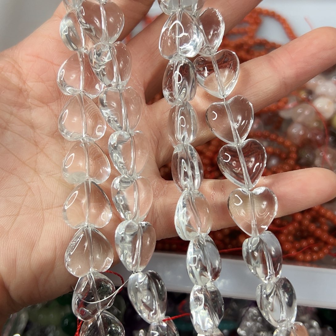 玛瑙/玉髓未镶嵌珠宝半成品，压电白水爱心大长条