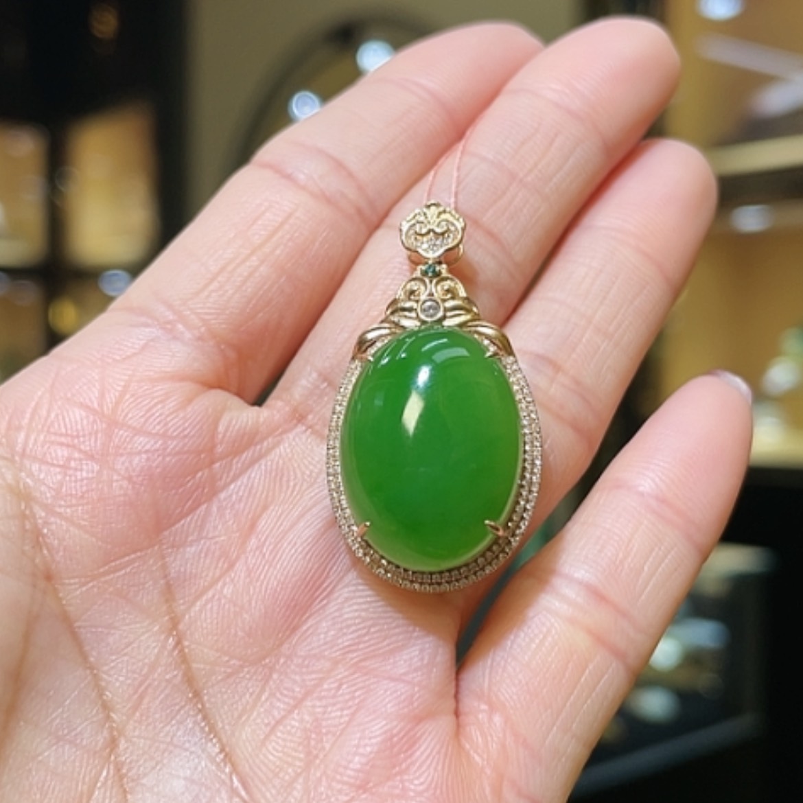 【闪购商品】和田玉颈饰18K金镶嵌胸针吊坠两用款